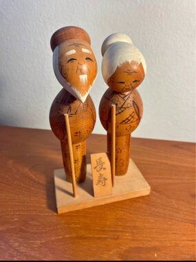 Wooden Kokeshi Couple Figurines in Natural Brown and White